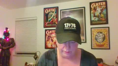 WendyCU online show from December 17, 7:26 am