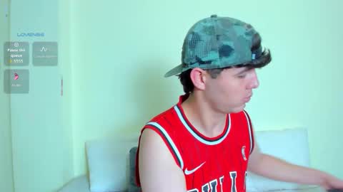 wendyyhot69 online show from March 1, 8:57 pm