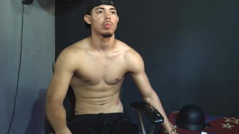 wesley_77 online show from March 4, 9:34 pm