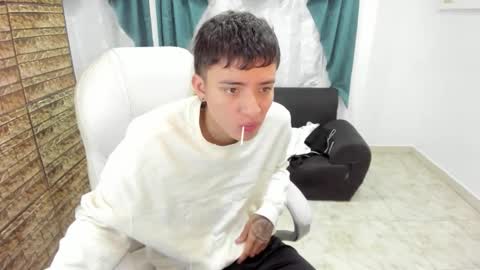 Wesley Boy online show from February 17, 7:35 pm