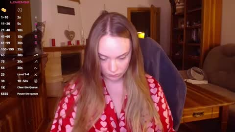 Lana online show from June 26, 8:36 pm