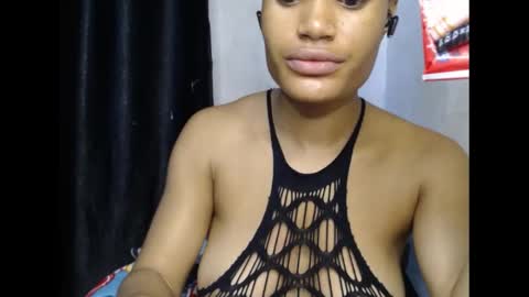 Snapshot of wetdrippussy7 chatting on October 22, 10:22 pm wetdrippussy7 online show from October 22, 10:22 pm