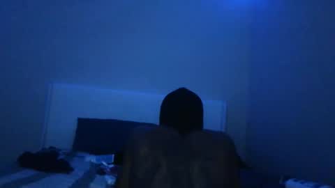 wetwildbigdick305 online show from January 20, 12:18 pm