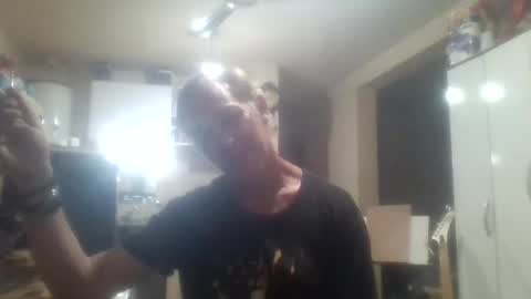 wg_colbert_noir online show from October 5, 3:26 am