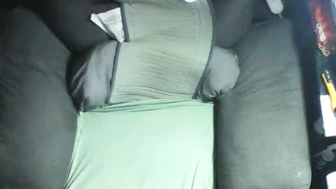 whitebear05 online show from April 4, 12:01 pm