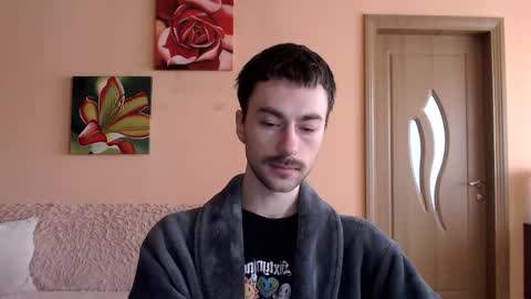 Tom online show from April 16, 10:26 am