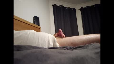 whiteboi9284 online show from April 15, 1:03 pm