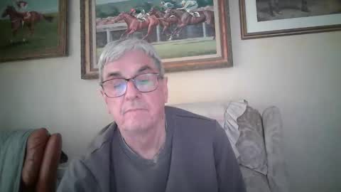whitebriefs009 online show from May 20, 3:29 pm
