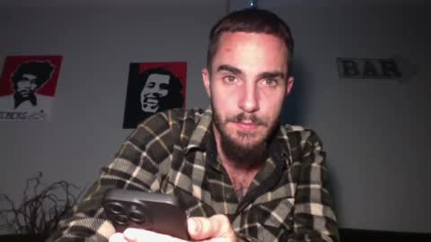 Snapshot of whitechocalate91 chatting on December 5, 6:04 am just  str8 stud nut  1000 online show from December 5, 6:04 am