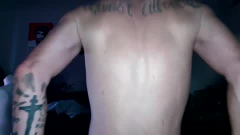 Snapshot of whitechocalate91 chatting on December 3, 7:39 pm just  str8 stud nut  1000 online show from December 3, 7:39 pm