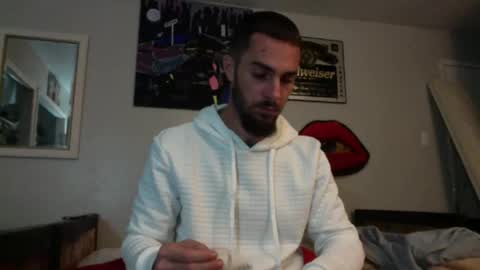 Snapshot of whitechocalate91 chatting on December 6, 8:32 am just  str8 stud nut  1000 online show from December 6, 8:32 am