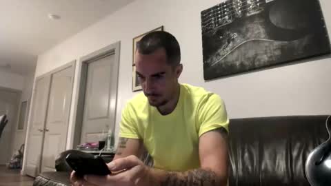 Snapshot of whitechocalate91 chatting on October 28, 12:17 pm just  str8 stud nut  1000 online show from October 28, 12:17 pm