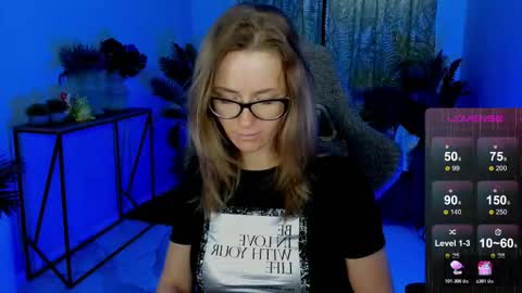 whitneypunnch online show from November 6, 8:28 am