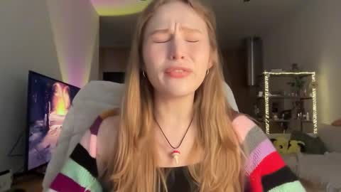 Alisa online show from October 2, 7:40 am