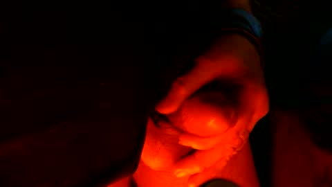 whor4mor online show from December 6, 3:39 pm