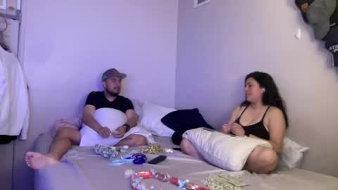 wild1904 online show from May 18, 5:35 am