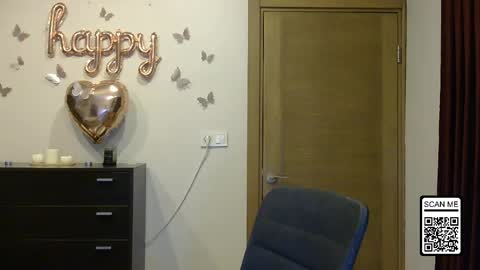 Alina online show from April 18, 7:58 pm