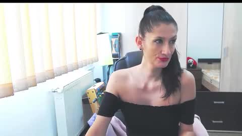 Bea online show from February 2, 8:32 am