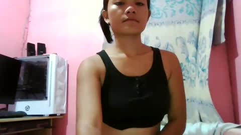 wildchilly_pearl19 online show from March 12, 2:56 pm