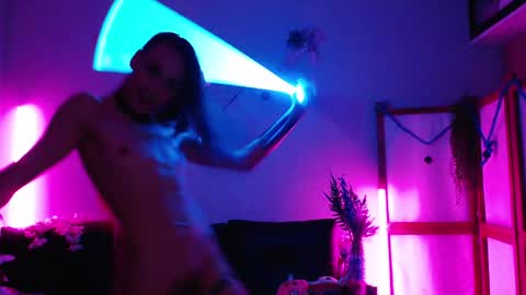 Snapshot of wildorchid_ chatting on December 27, 2:22 pm Master Kieran hehim online show from December 27, 2:22 pm