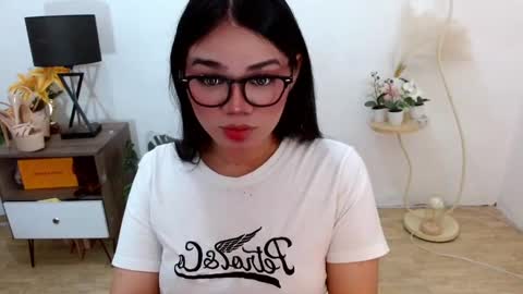 Snapshot of wildsavagelucy chatting on February 28, 8:09 am Ms Lucy online show from February 28, 8:09 am