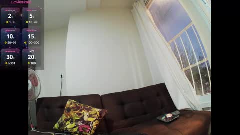 Wild Strawberry online show from February 4, 11:59 pm