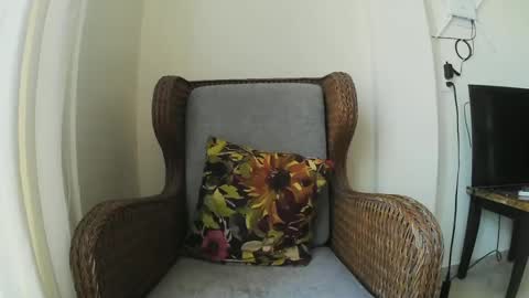 Wild Strawberry online show from February 2, 8:30 pm