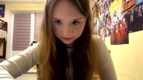 Olivia online show from February 2, 3:09 pm