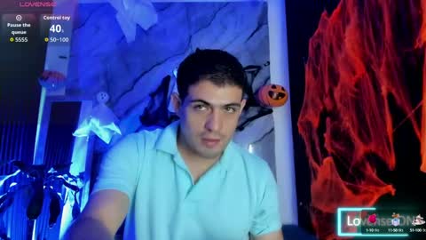 William Steel online show from October 6, 11:28 am