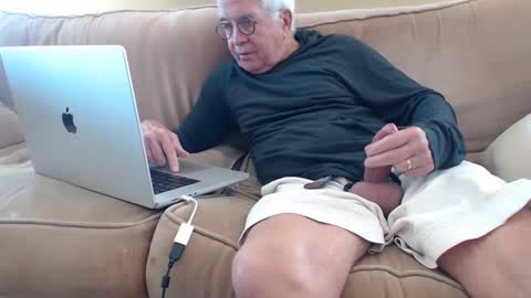 williamandmary online show from September 14, 3:13 pm