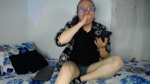 willmonkey online show from March 6, 6:12 am