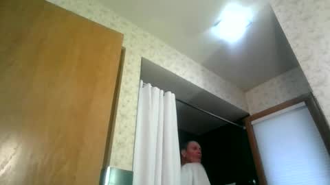 Willhedoher online show from January 1, 1:59 pm