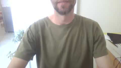 Snapshot of willyturin chatting on October 9, 1:05 pm willyturin online show from October 9, 1:05 pm