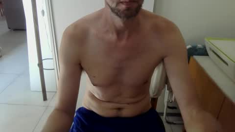 Snapshot of willyturin chatting on March 6, 3:02 pm willyturin online show from March 6, 3:02 pm