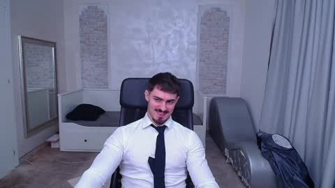 Snapshot of wilsonjules chatting on December 29, 5:01 pm WilsonJules online show from December 29, 5:01 pm