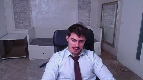 Snapshot of wilsonjules chatting on January 23, 9:39 pm WilsonJules online show from January 23, 9:39 pm