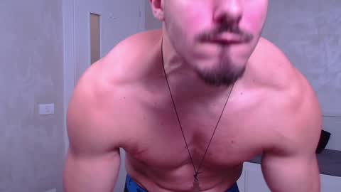 Snapshot of wilsonjules chatting on January 6, 7:13 pm WilsonJules online show from January 6, 7:13 pm