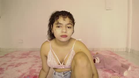  Winnifer Gonzalez  online show from June 30, 3:28 am