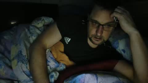 Snapshot of wirzwei8883 chatting on December 23, 3:55 pm Dirty online show from December 23, 3:55 pm