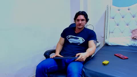 Wiston online show from February 16, 2:48 pm