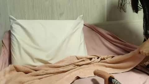 Snapshot of witchbitchmommy chatting on September 23, 9:03 am witchbitchmommy online show from September 23, 9:03 am