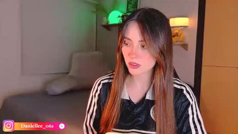   online show from May 23, 3:24 am