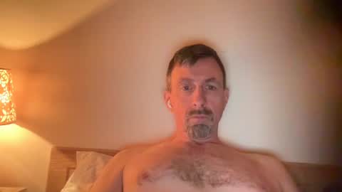 Womble1974 online show from October 30, 4:13 am