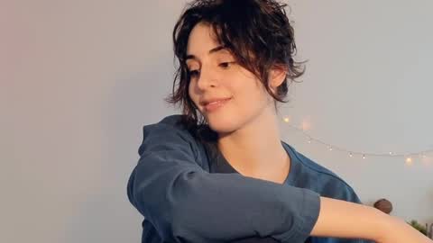 Stia online show from April 14, 4:32 pm