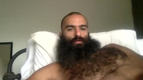 woof_wolf37 online show from March 31, 4:18 pm