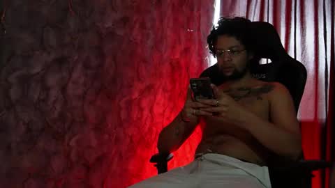 Woondeer online show from March 18, 6:58 pm