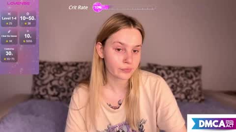 Snapshot of worldofllove chatting on December 16, 8:20 am Arnika and Simon online show from December 16, 8:20 am