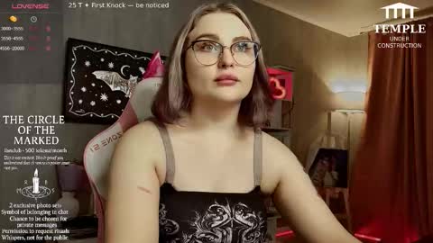 Snapshot of wounded_goddess chatting on September 24, 4:03 pm Goddess Sophy online show from September 24, 4:03 pm