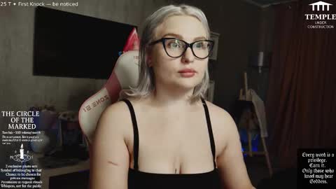 Snapshot of wounded_goddess chatting on October 10, 3:40 pm Goddess Sophy online show from October 10, 3:40 pm