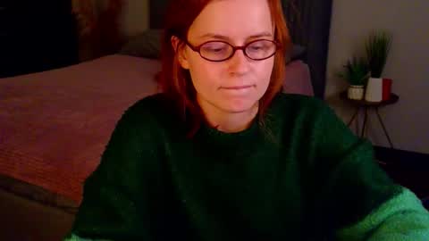 Rebecy online show from September 24, 1:51 pm